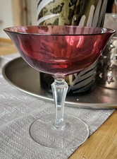 Champagnerglas aus rotem