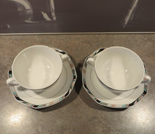 2 Suppentassen & Untertassen