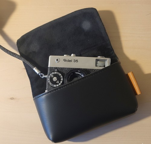 Neue schwarze kamera - neue,