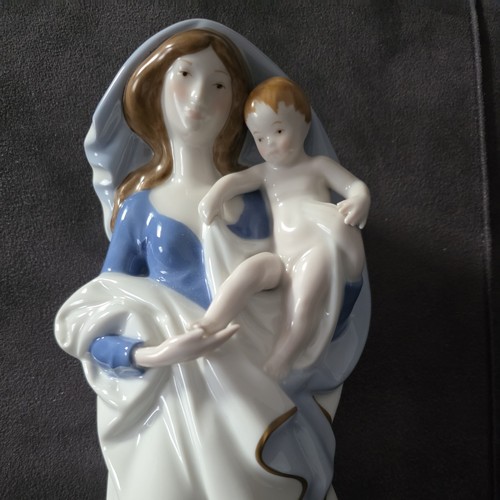 Göbel madonna mit kind - göbel,