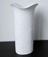 Vase weiß AK Kaiser 23cm M. Frey  1310/2 Biskuit Porzellan Blüten Muster