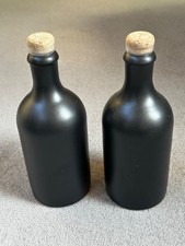 Steingut Flaschen schwarz matt