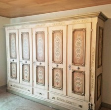 Voglauer Kleiderschrank Fünftürig Altweiß Anno 1700 Massiv Handbemalt Landhaus