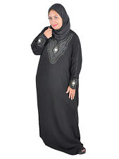 Dubai Abaya im Islamischen