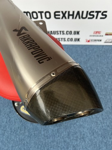 Kawasaki zzr1400 akrapovic - kawasaki,
