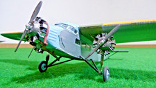 MONOGRAM FORD TRIMOTOR Vintage Flugzeug Modell Fertig Gebaut 1/72 SCALE 1:72