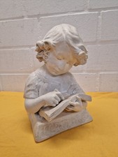 „Lesendes Mädchen“ Gipsskulptur Figur markiert  Höhe 31,3 cm