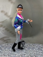 Mattel Barbie  Reiterin Reitsport  Gelenkpuppe mit Original Kleidung u. Zubehör