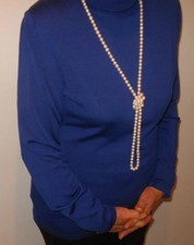 Elegante lange Schnur weiße