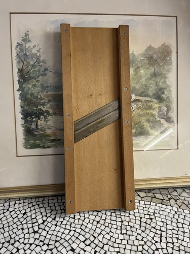 Antike alte küchenreibe - alte,