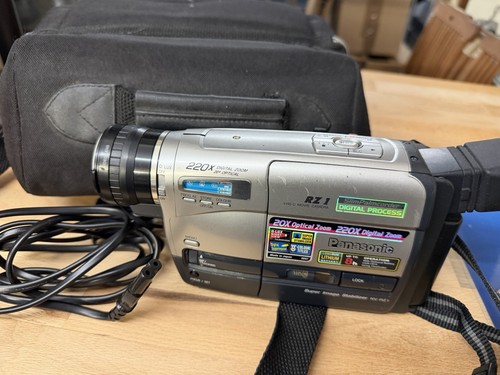 Panasonic camcorder rz1 - camcorder, nv-rz1
