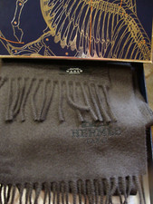Hermes Kaschmir Schal, schwarz, Made in Scotland, ungetragen + Karton und Band.