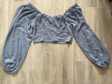 Gepunktetes Crop Top mit