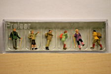 Preiser 10290  Wanderer , HO