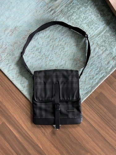 Burberry business shoulder - burberry,