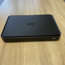 SKY  mit 1 TB Festplatte Kabel