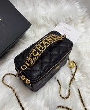 CHANEL Beauty schwarze