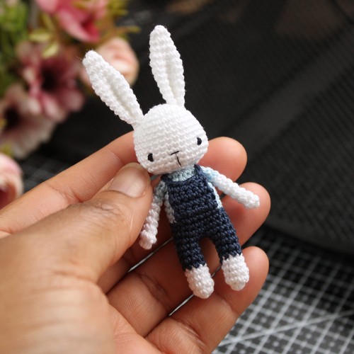 Micro häkelhase weiß - häkelhase, in