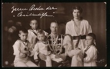 AK Kronprinzessin Cecilie mit dem Prinzen und vier Kindern abgelichtet 1914 