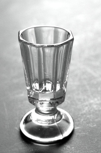 Altes schnapsglas - altes,