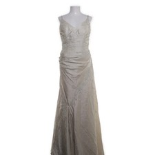 La Sposa, Hochzeitskleid