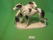 Zwei Windhunde 25 x  23cm von Sitzendorf