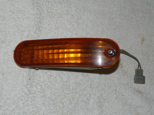 Daihatsu blinker links - daihatsu,