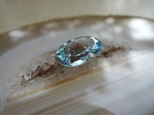 Echter Topas behandelt