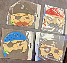 4 Kinder Masken Pirat - Kapitän und Matrosen mit Hut mit Kopftuch