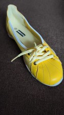 Frauenschuhe, Gr. 39, Kleine