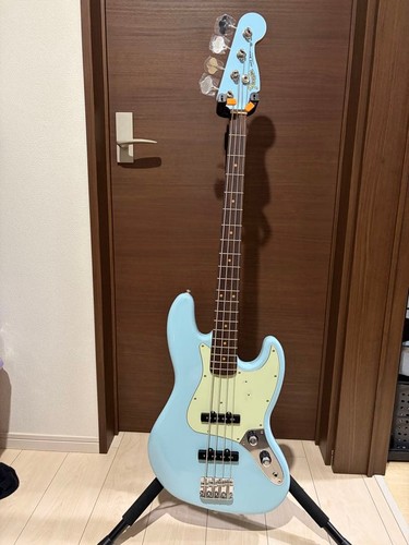 Fender vintera iii early - vintera,