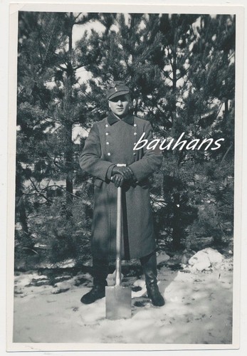 Foto soldat mit spaten - foto,
