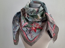 Marc Cain Collections, Seiden