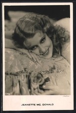 AK Schauspielerin Jeanette Mac