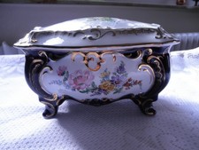 Deckeldose mit Handbemalung