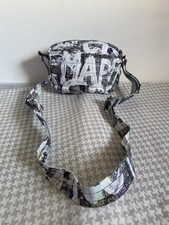 Neu Fuchs Schmitt Tasche Umhängetasche H 17 B 25 T 3 Weiß Grau Muster Schriftzug