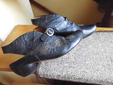 Toller Think Leder Schuh in