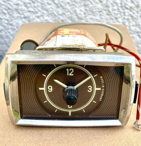 Vintage oldtimer uhr mercedes - vintage,