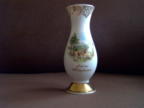 Vase gruß aus - ▄▀▄,