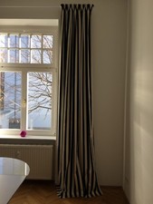 Edler Schwarz/Creme gestreifter Fenster-Schal, Designers Guild, H 329cm