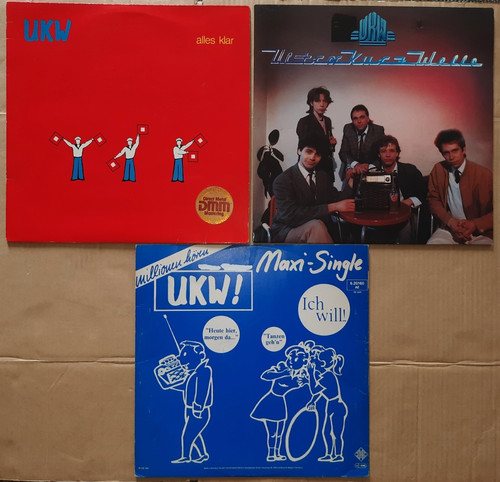 Ukw vinyl - /,