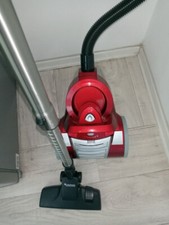 Zyklon Staubsauger TurboTronic-CV04~900w~Regelbar~4ltr.~Metallic-Rot *wie NEU*