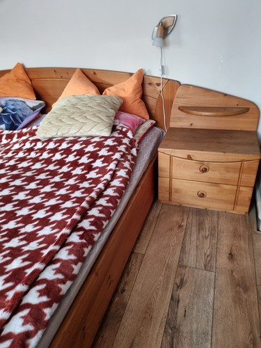 Schlafzimmer komplett oder