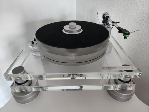 Musical fidelity turntable - musical,