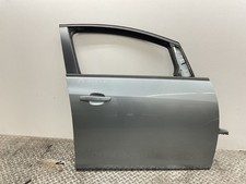 Tür vorn Rechts 13330766 Opel Astra 1.7 Cdti DPF Sports Tourer J Kombi Farbe