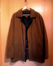 Hochwertige Wildlederoptik