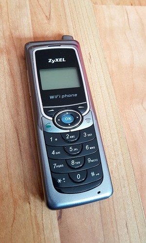 Zyxel p2000w wifi phone - zyxel,