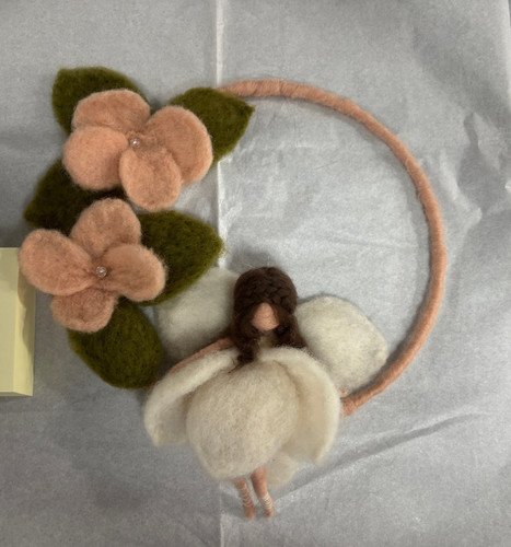 Blumenfee nadelgefilzt - nadelgefilzt, –