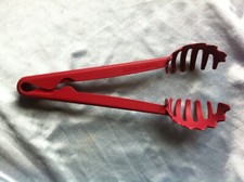 Tupperware D77 pastazange griffbereit combinette nudelzange spaghettizange rot