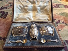 Antike frz. Menage .Silber, Minerva Kopf.Im Originalkasten.5– teilig.